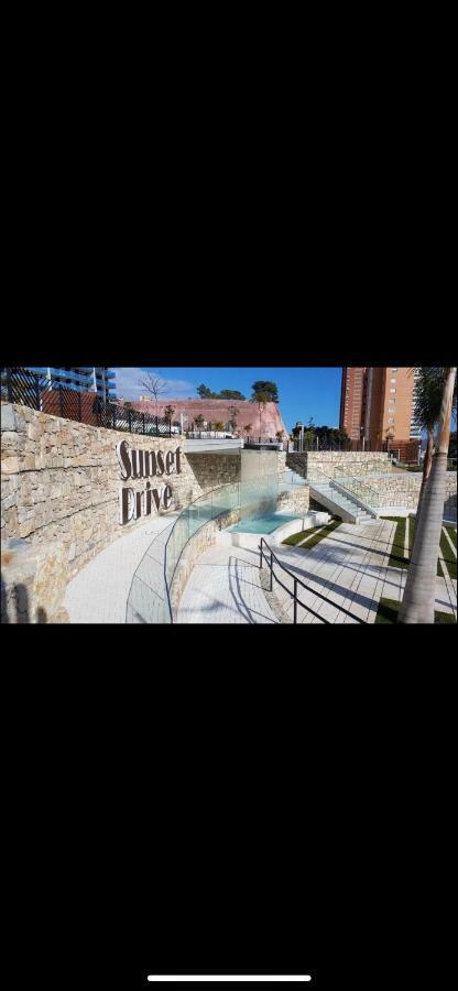 Sunset Drive 135 Apartman Benidorm Kültér fotó